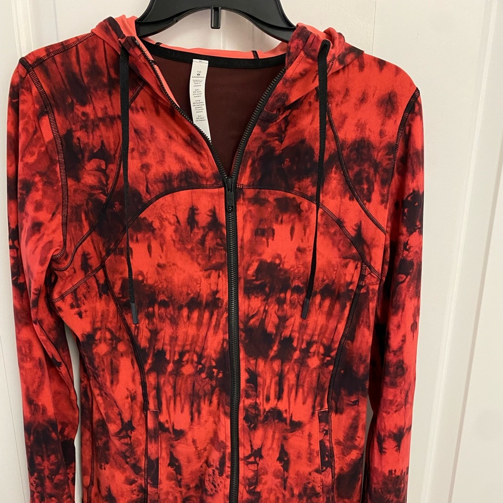 Lululemon hooded jacket size 10